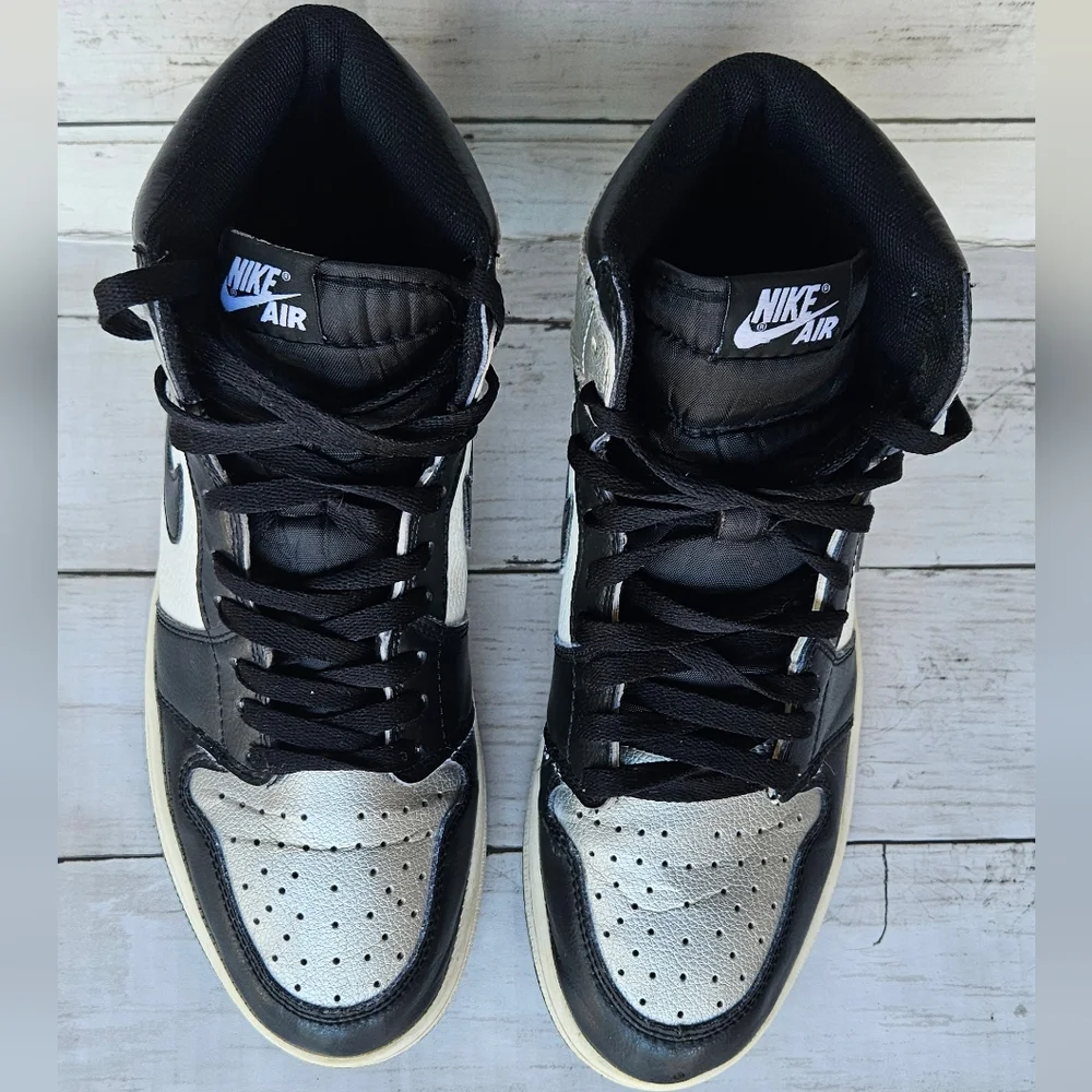 Nike Air Jordan 1 High 'Silver‎ Toe' Mens size 8